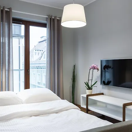 Unic Dominikanska * Познань