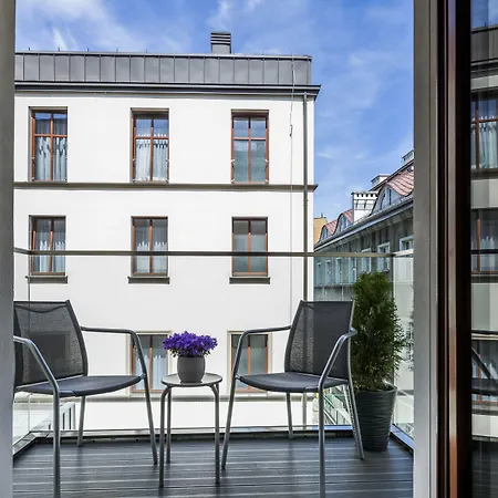 Unic Dominikanska * Познань