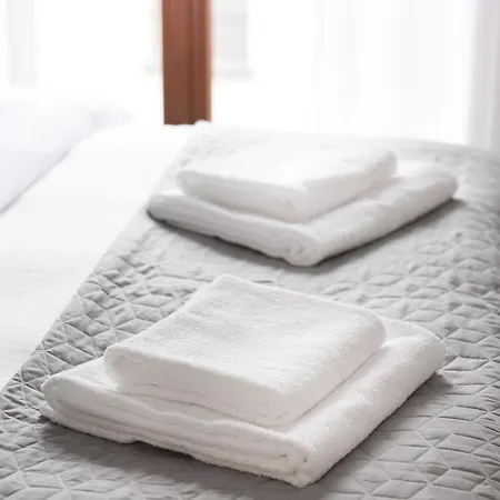 Apartment Unic Dominikanska Poznan