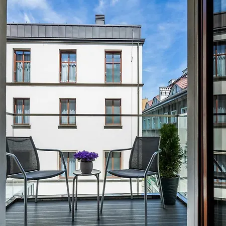 Unic Dominikanska Apartamento Poznan